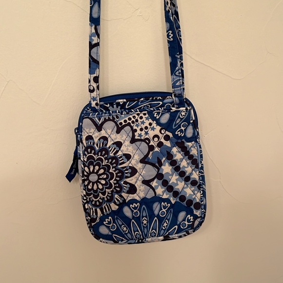Vera Bradley crossbody - Picture 5 of 5
